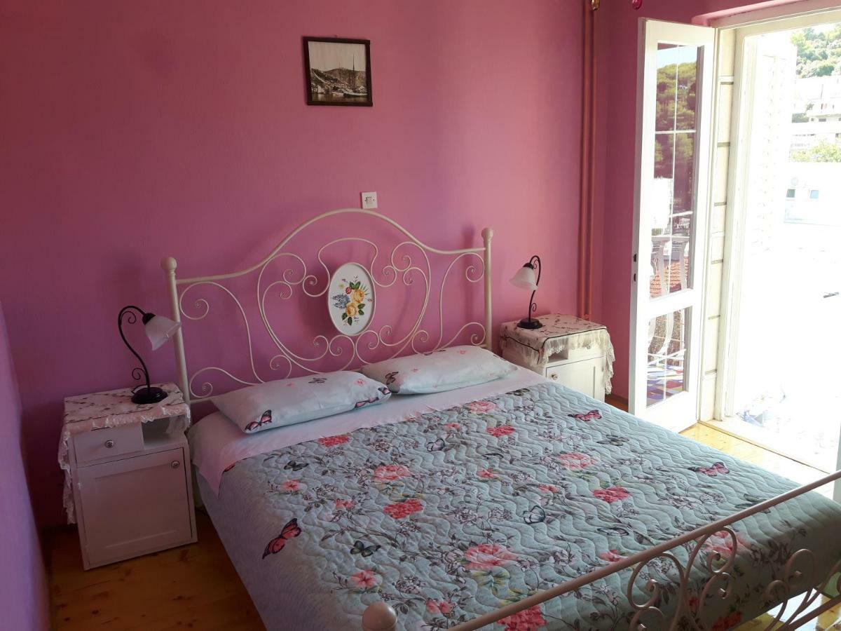 Noor Apartment And Room Hvar Town Dış mekan fotoğraf